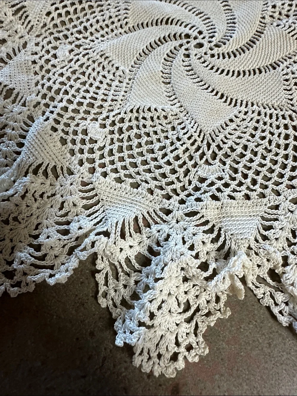 Vintage Handmade Crochet Lace Doilies White Set of 4 Pinwheel Rose